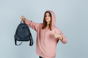 Bags vs Backpacks for Women: Choosing the Best for College, Gym, and Travel